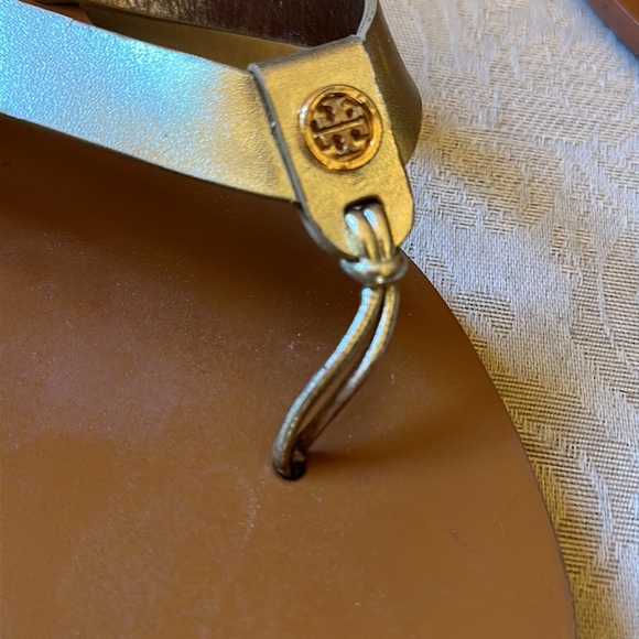 Tory Burch Benton metallic Spark Gold leather sandals - Picture 14 of 14